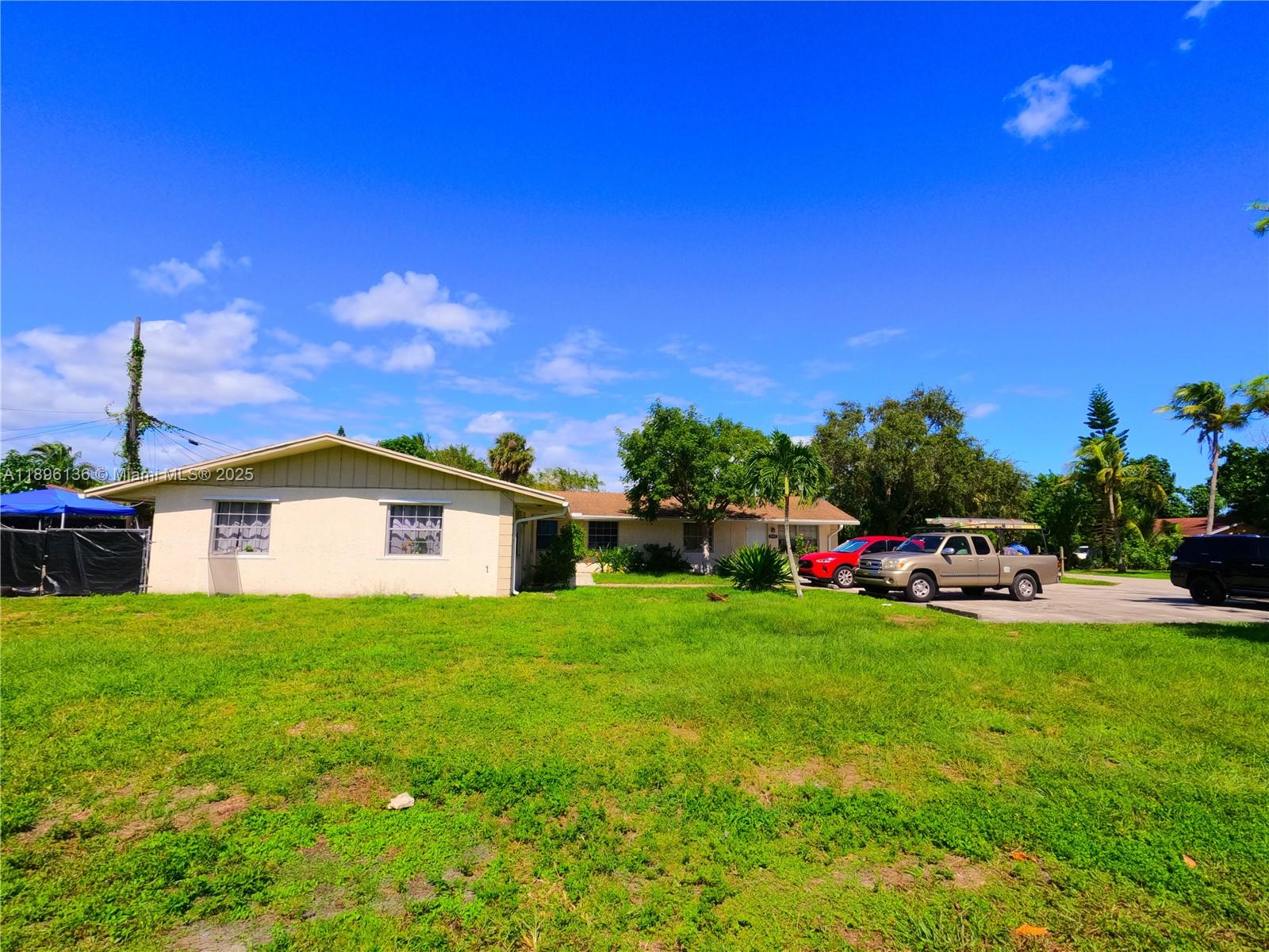 PALM SPRINGS - Residential Income