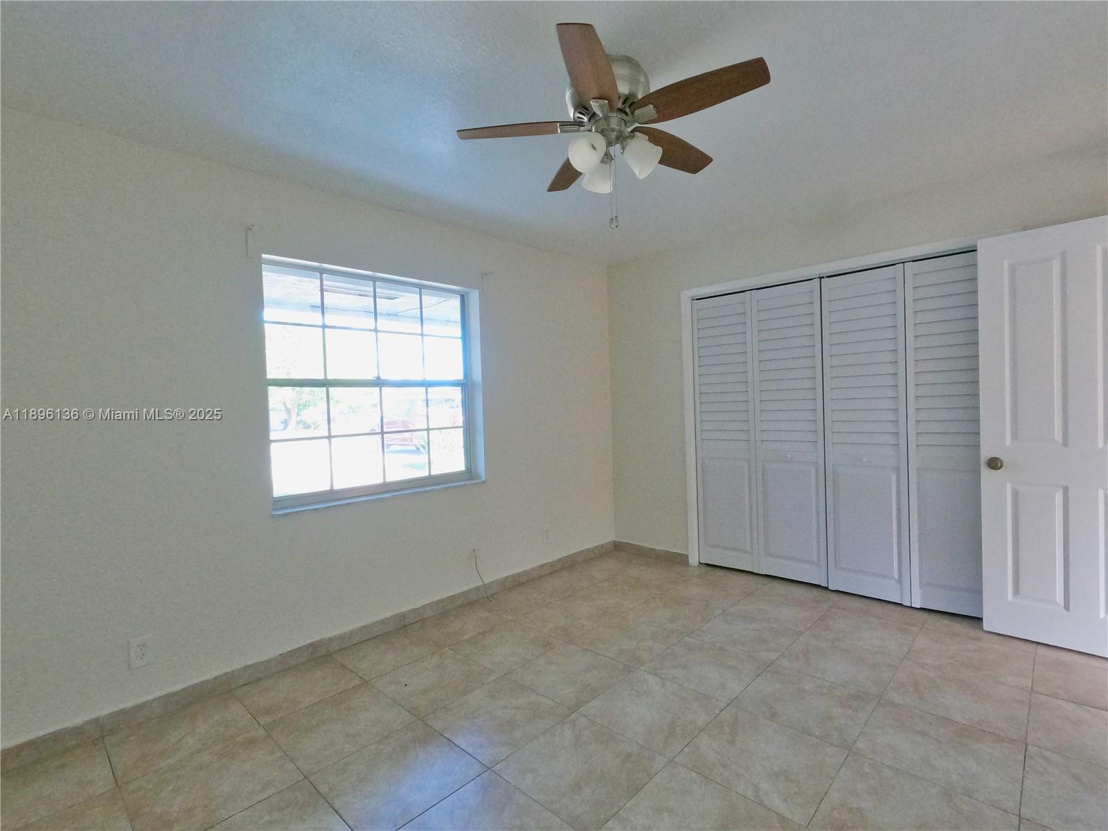 PALM SPRINGS - Residential Income