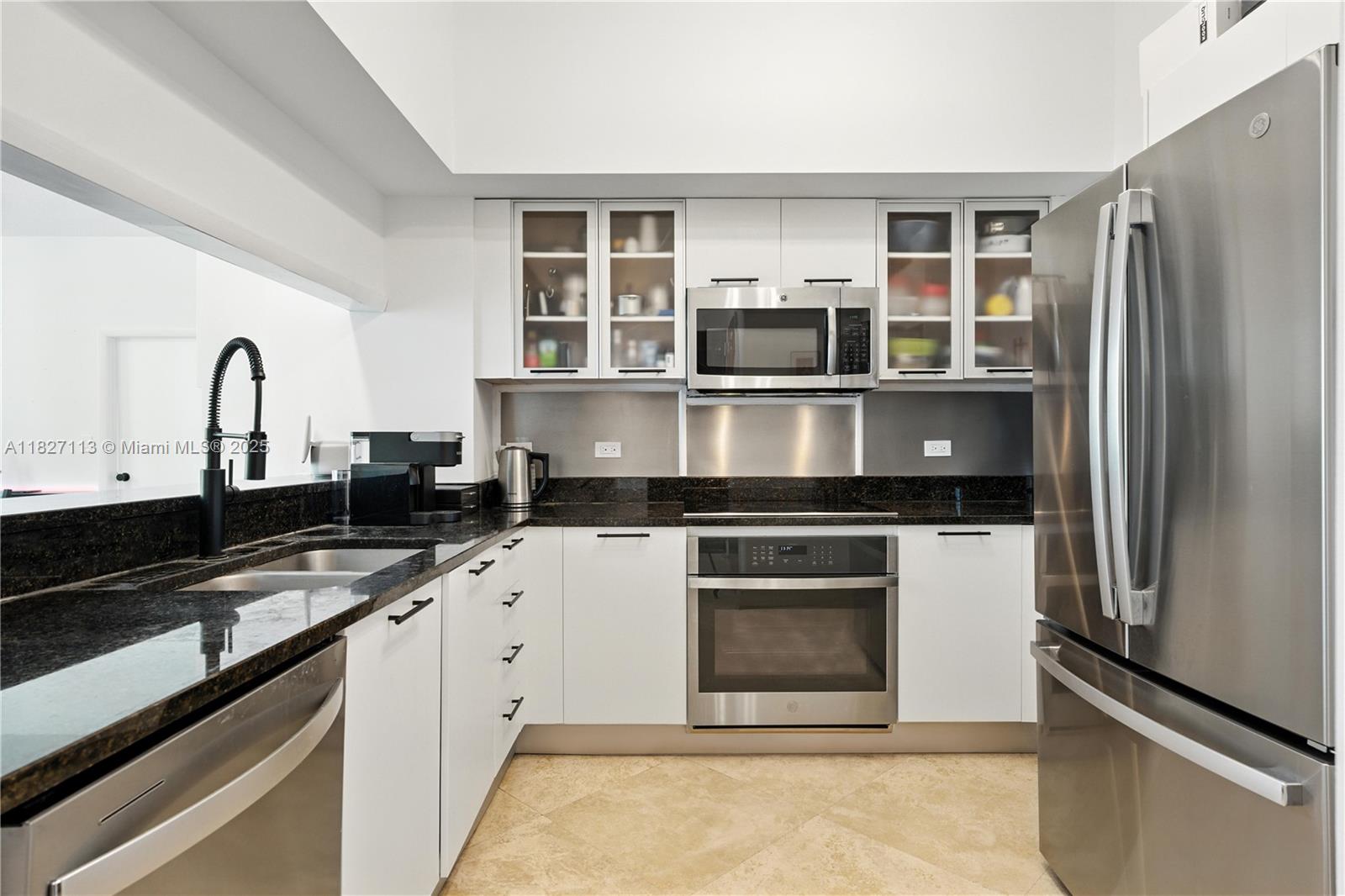 31 SE 5th St 4021