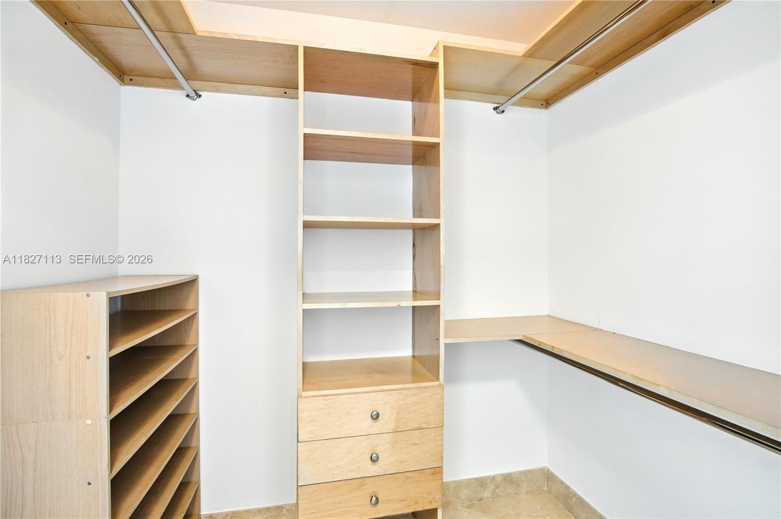 BRICKELL ON THE RIVER N T - Residential