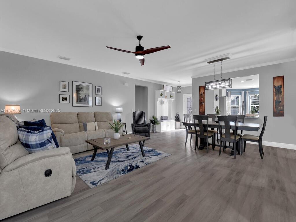 CALUSA CREEK - Residential