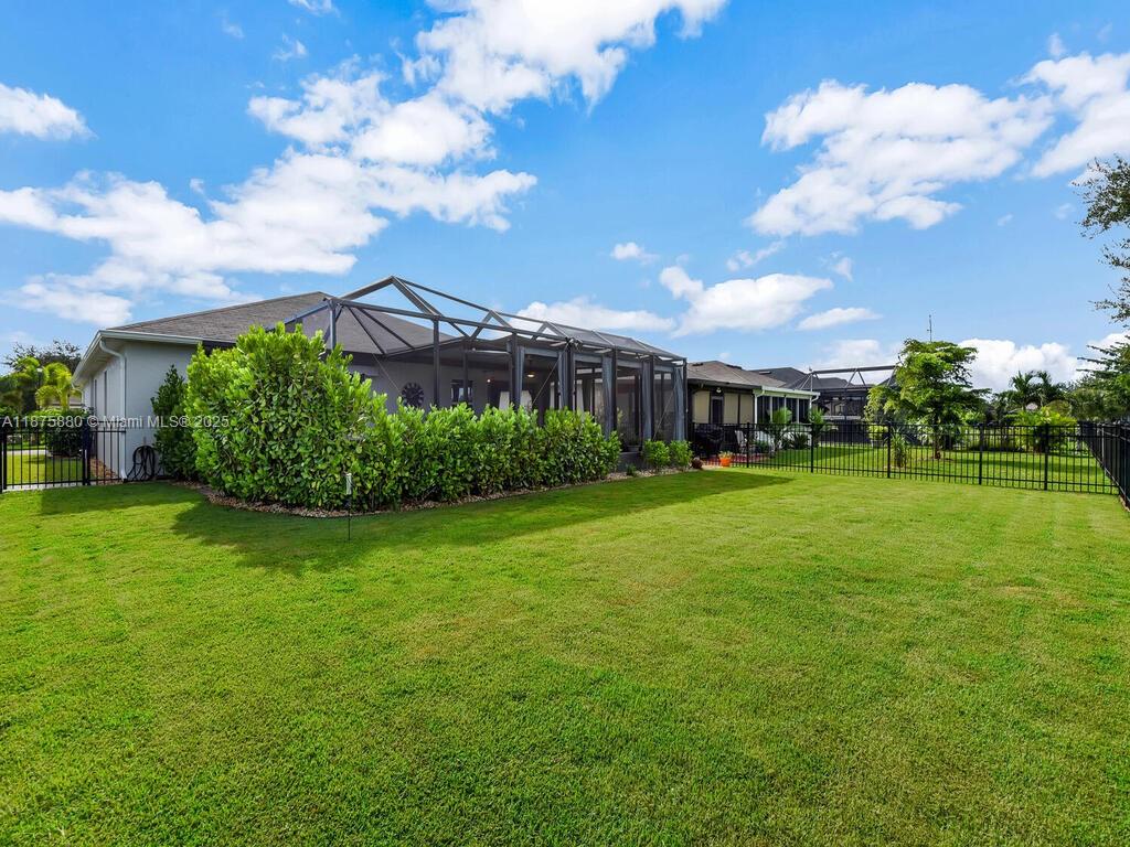 CALUSA CREEK - Residential