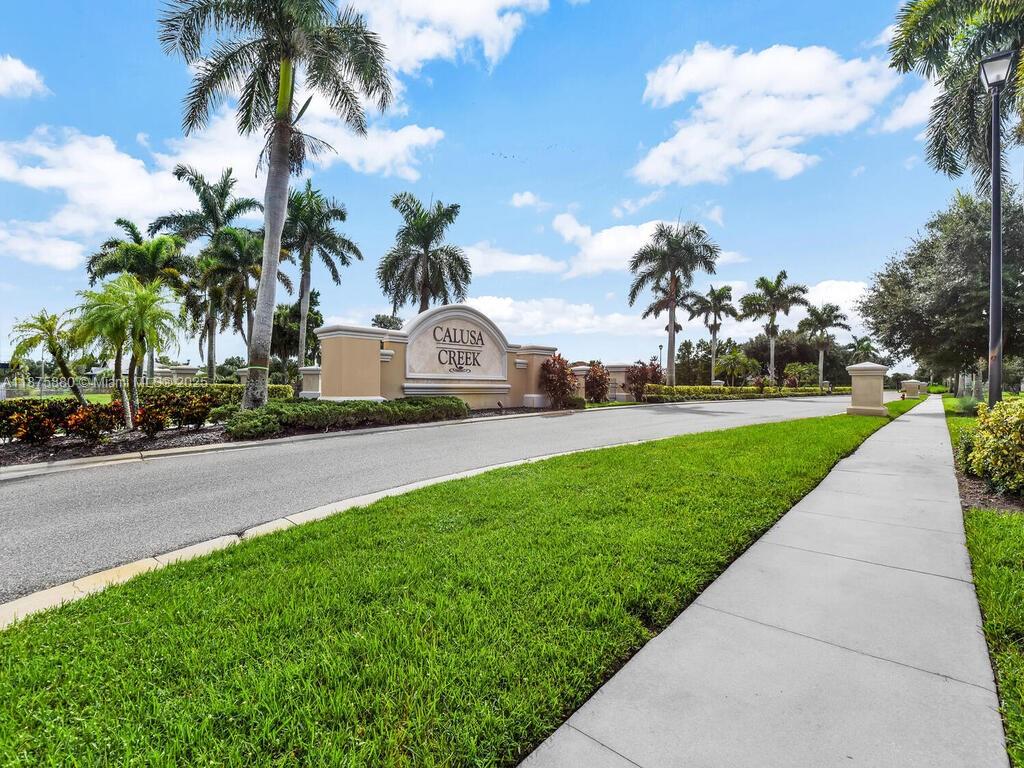 CALUSA CREEK - Residential