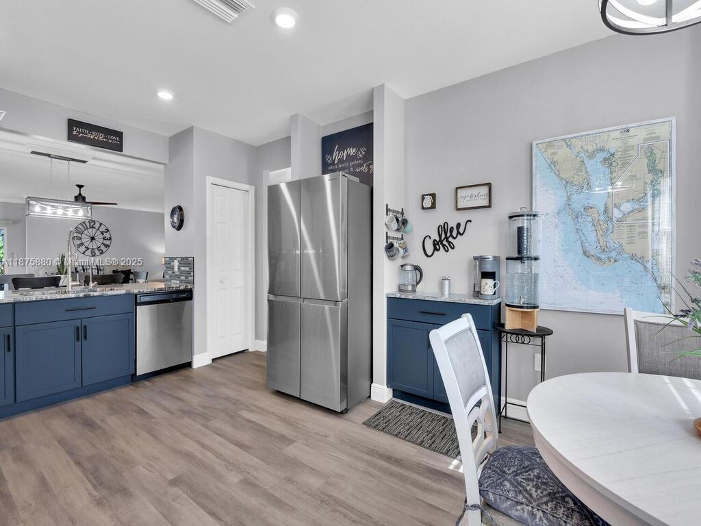 CALUSA CREEK - Residential