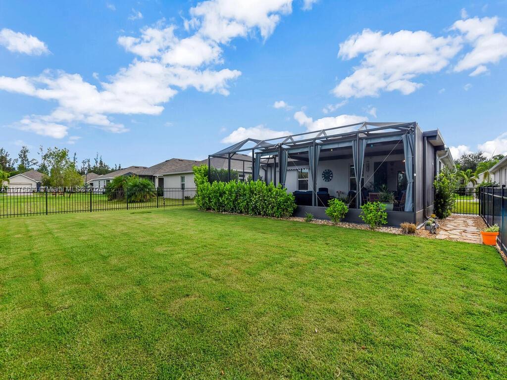 CALUSA CREEK - Residential