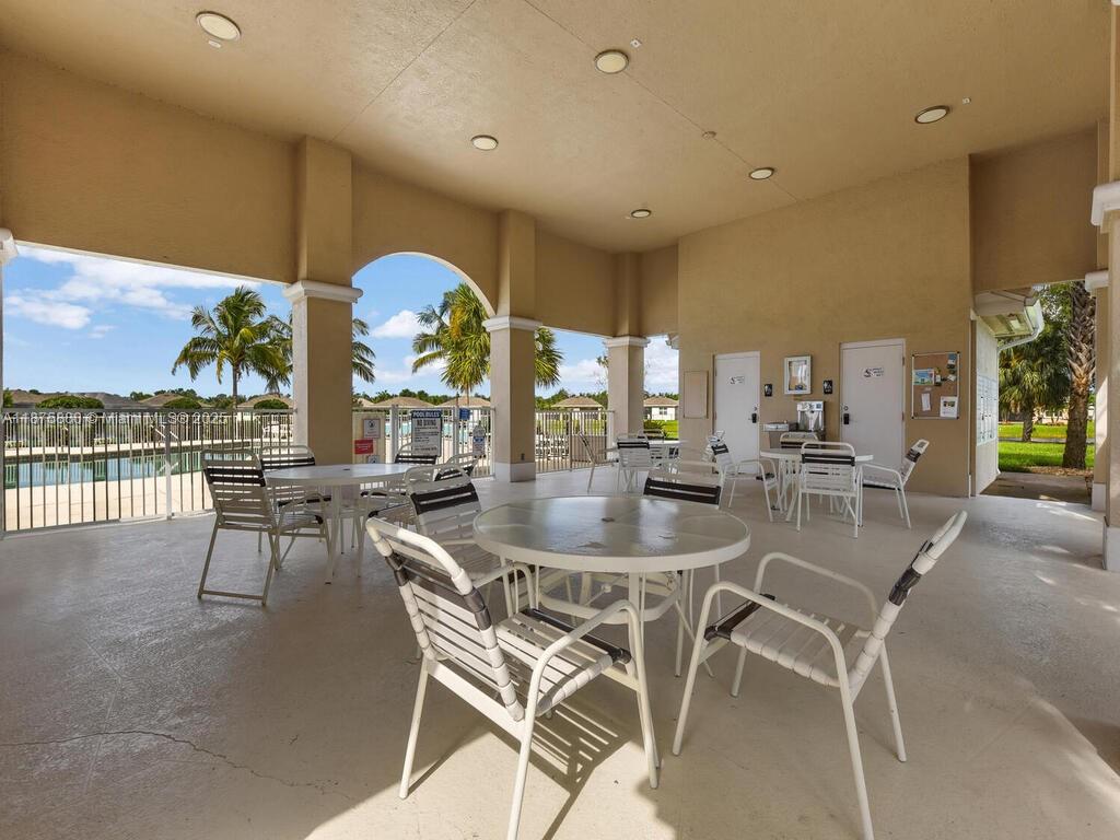 CALUSA CREEK - Residential