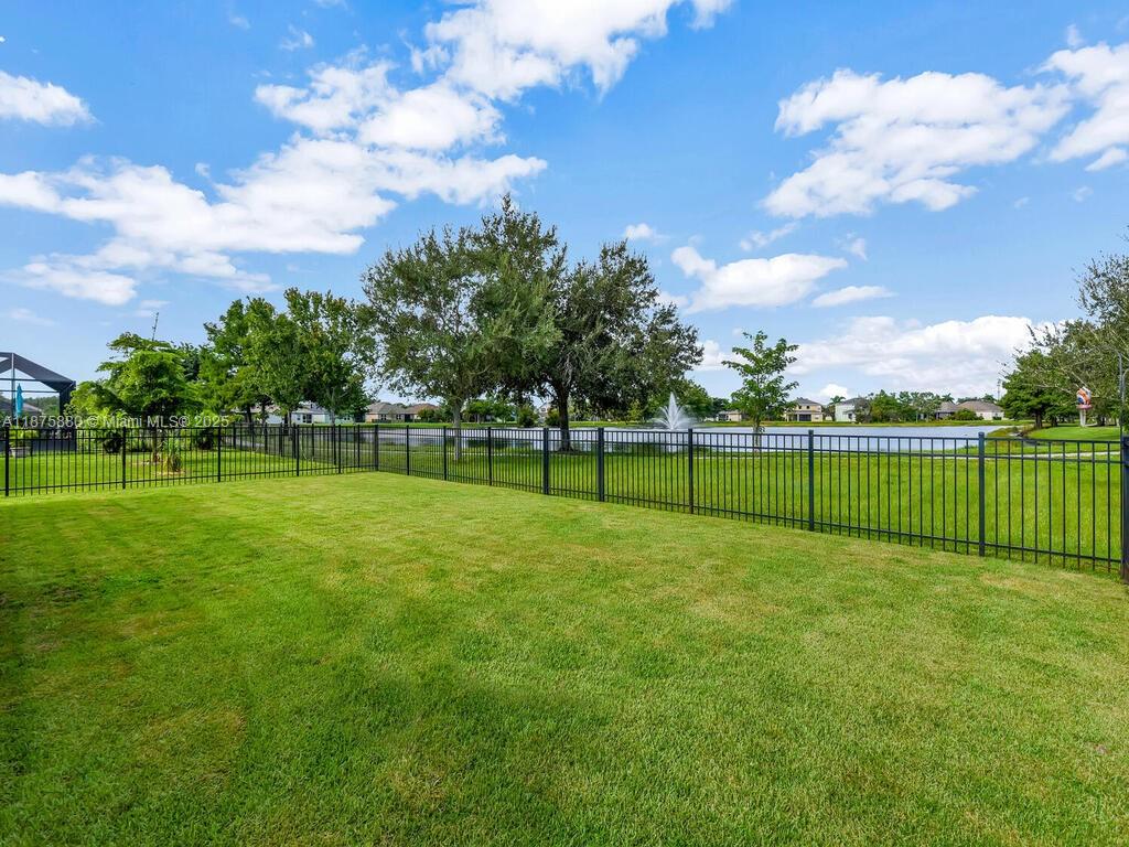 CALUSA CREEK - Residential