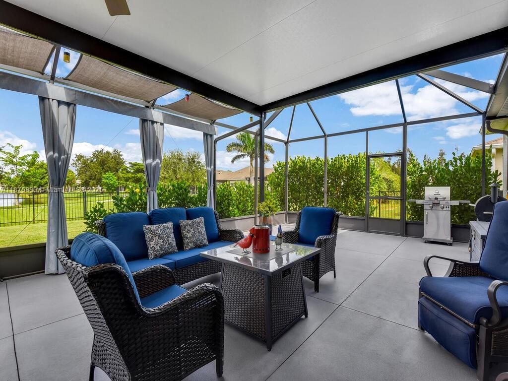 CALUSA CREEK - Residential