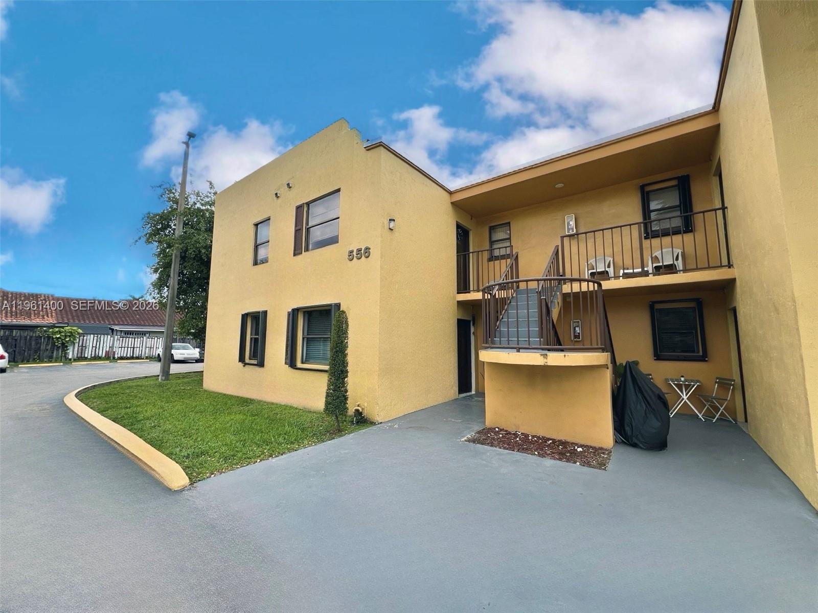 556 NW 114th Ave 201