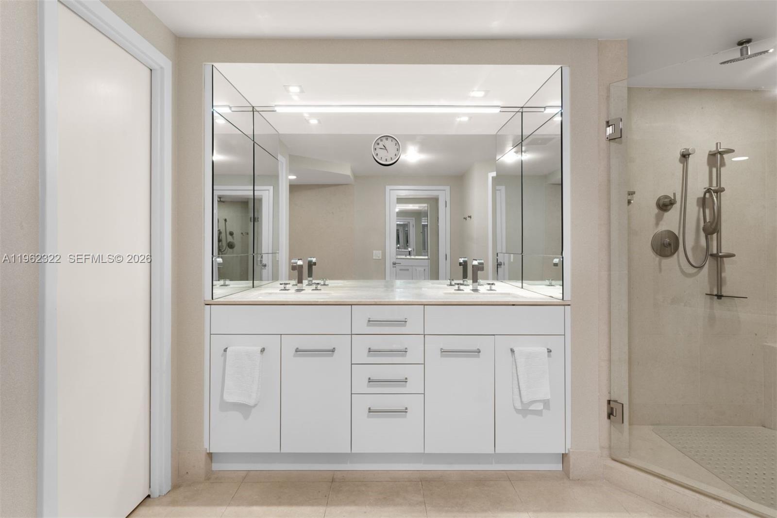 NORTH CARILLON BEACH COND - Residential