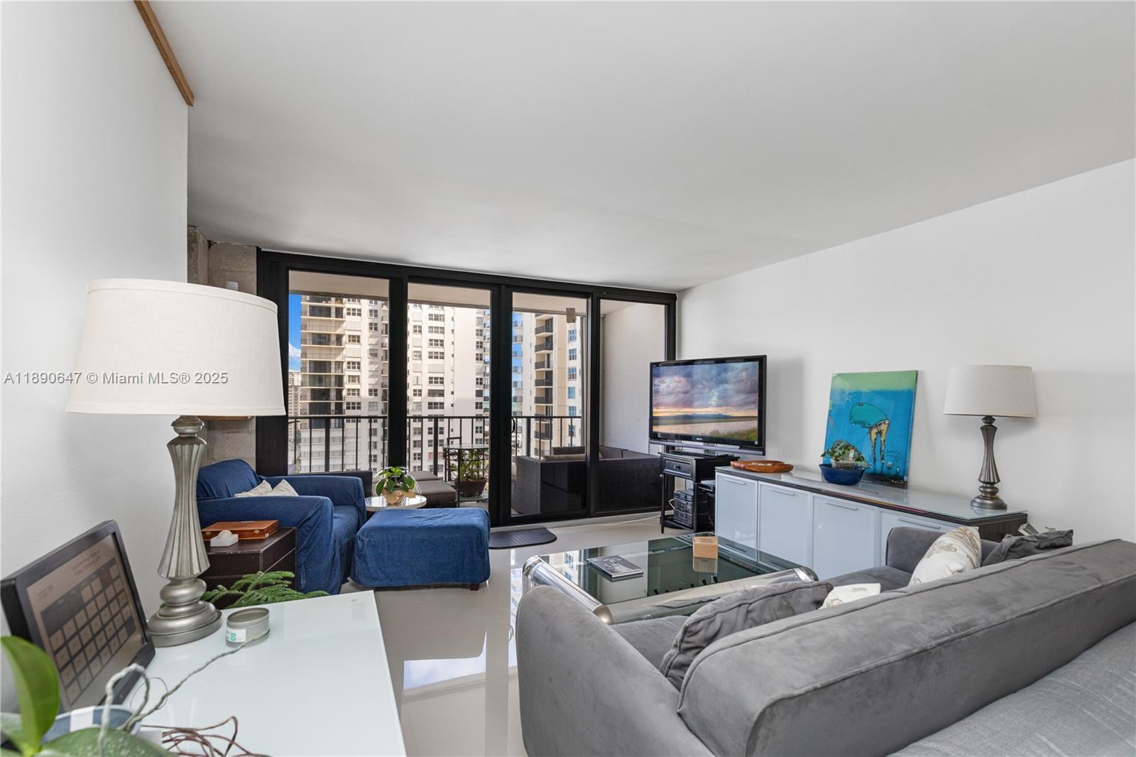 BRITANNIA AT QUADOMAIN CO - Residential Lease