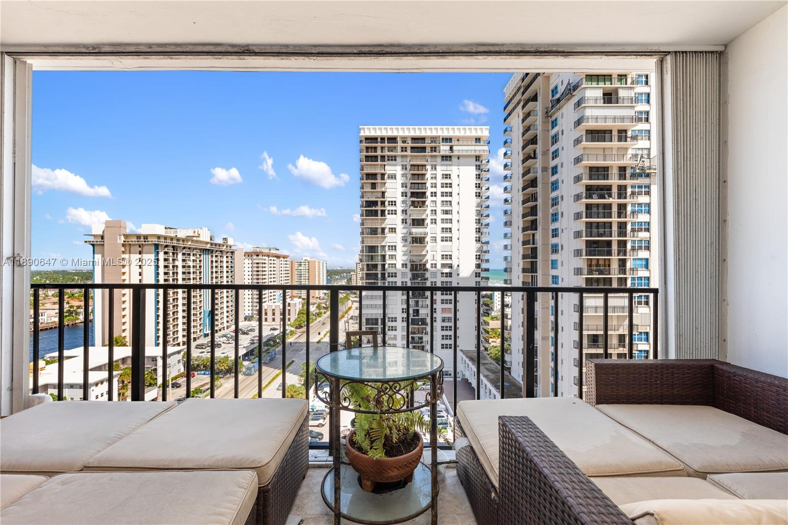BRITANNIA AT QUADOMAIN CO - Residential Lease
