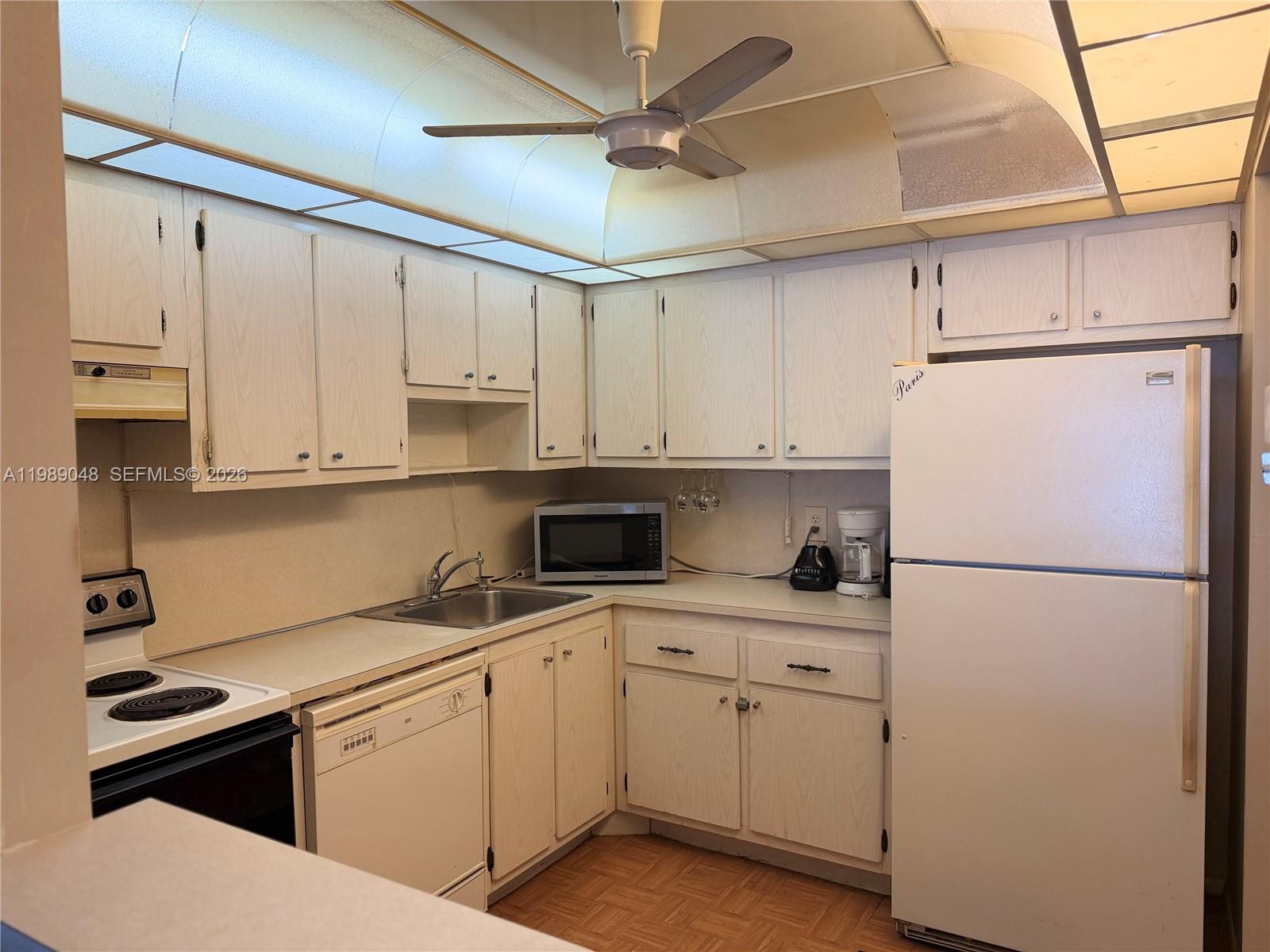 WOODSIDE APTS CONDO - Residential Lease