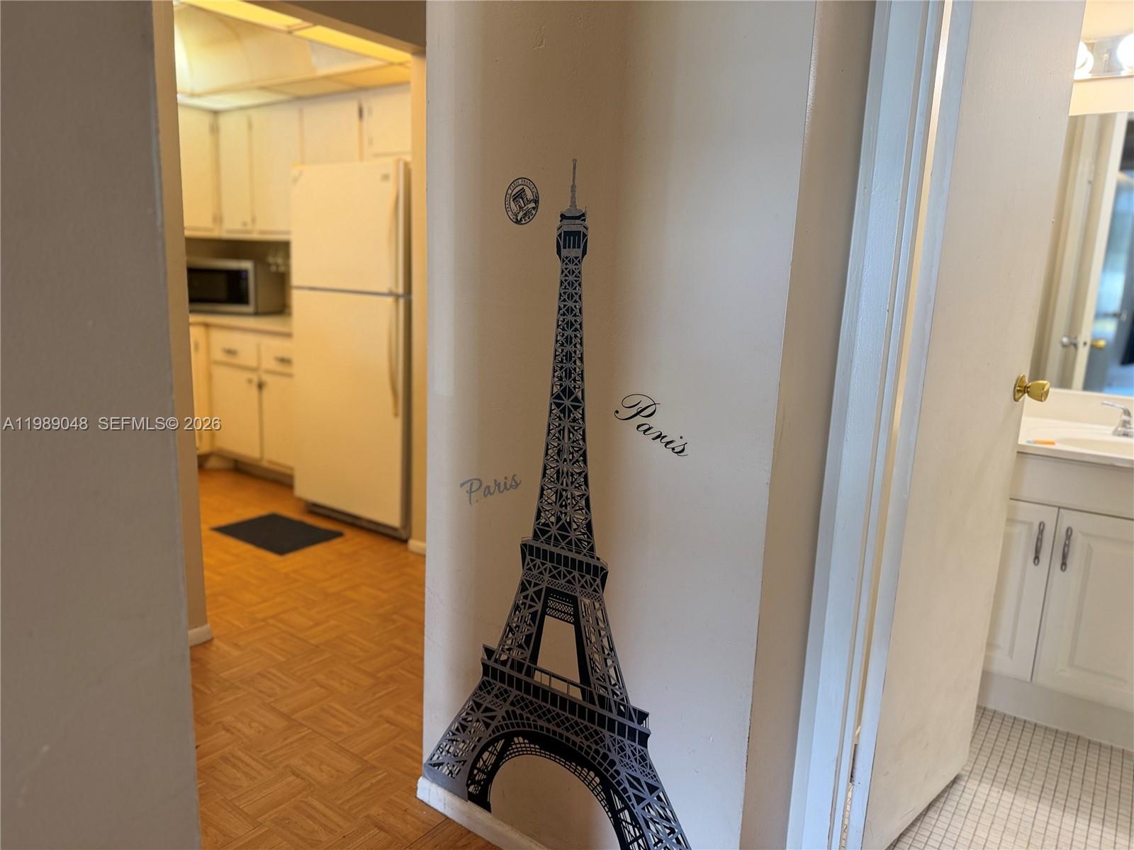 WOODSIDE APTS CONDO - Residential Lease