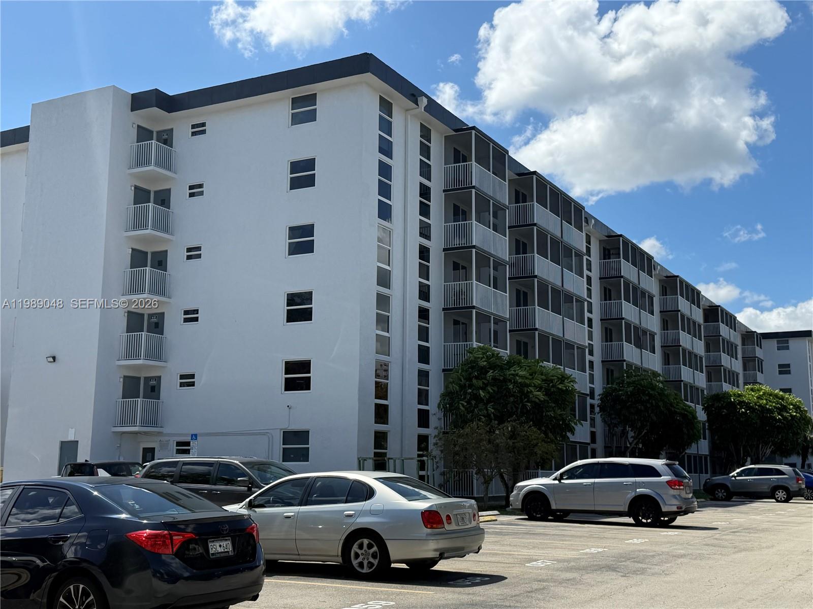 WOODSIDE APTS CONDO - Residential Lease