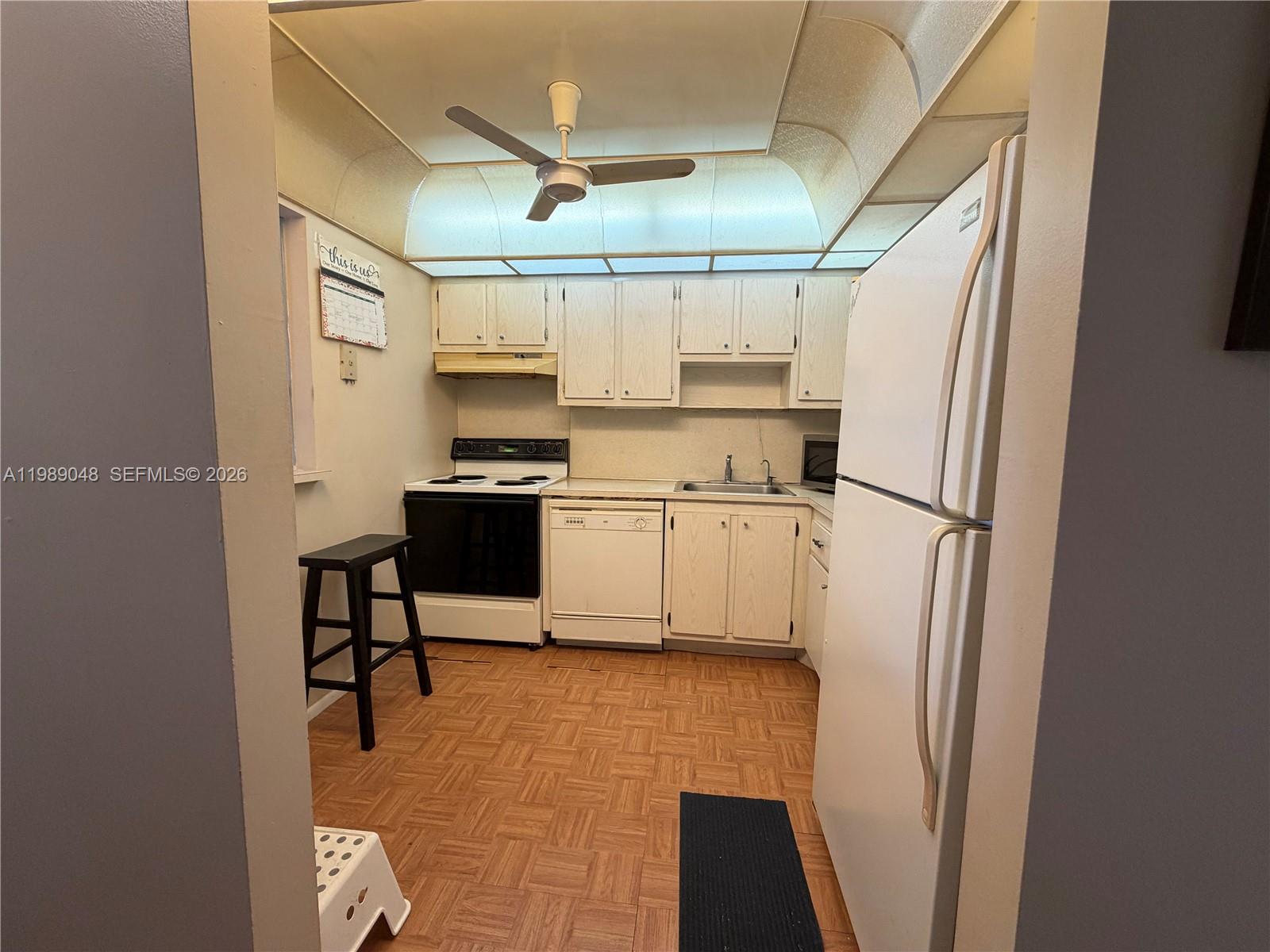 WOODSIDE APTS CONDO - Residential Lease