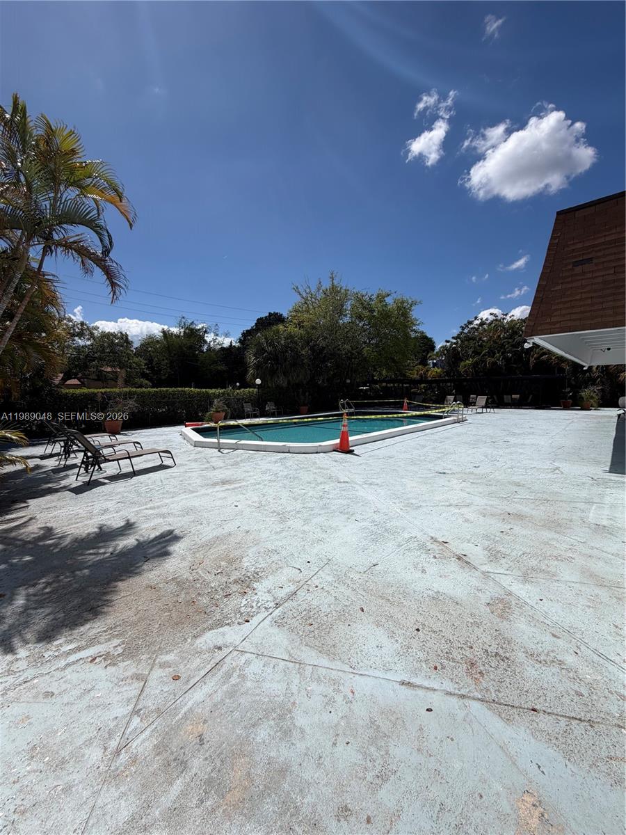 WOODSIDE APTS CONDO - Residential Lease