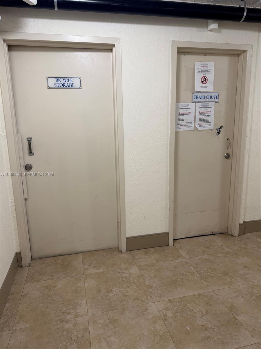 WOODSIDE APTS CONDO - Residential Lease