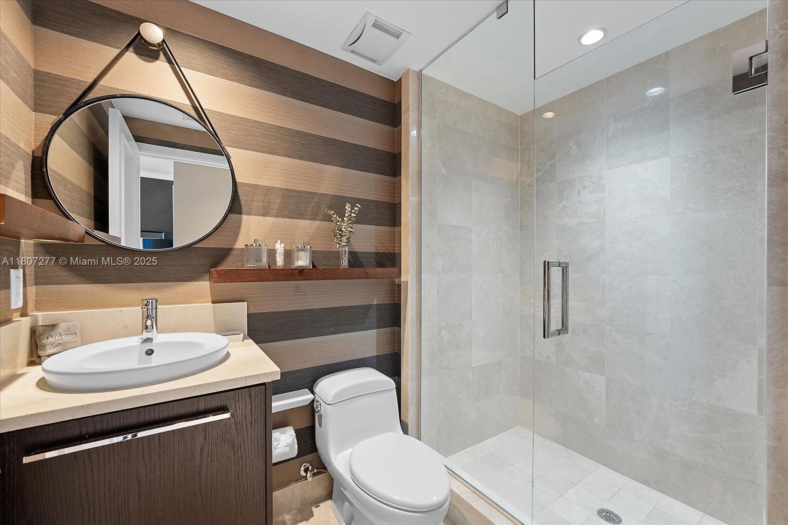 JADE OCEAN CONDO - Residential Lease