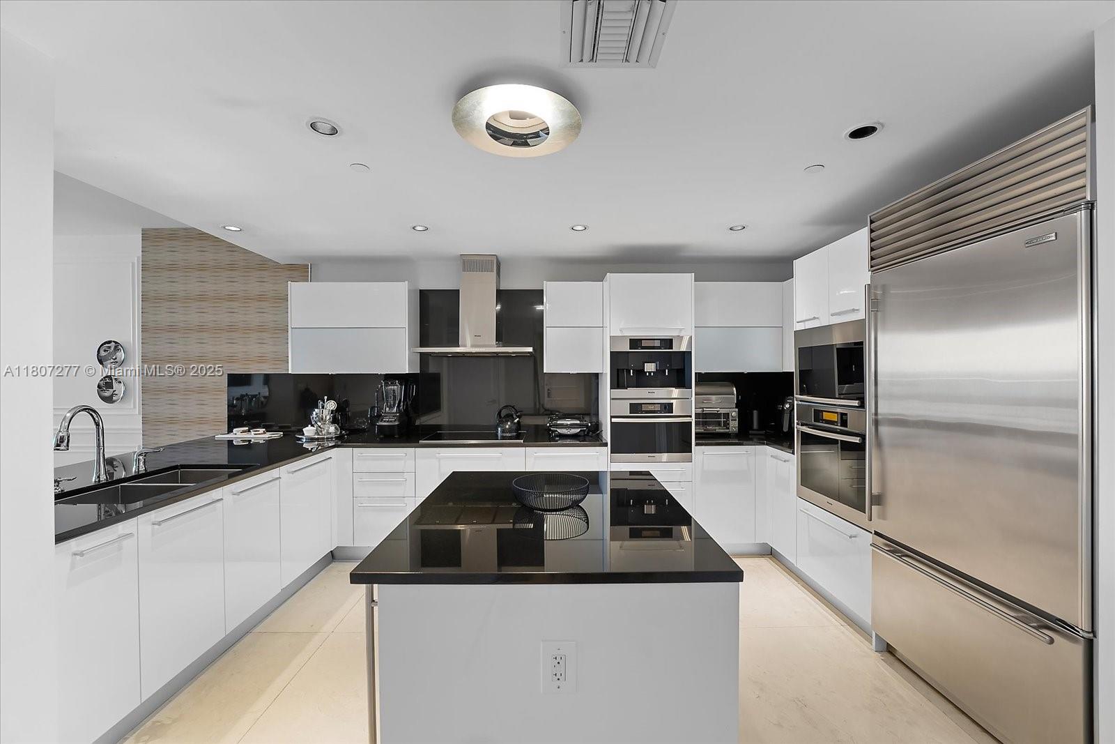JADE OCEAN CONDO - Residential Lease