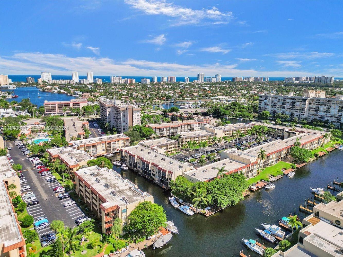 ISLAND CLUB FOUR CONDO - Residential