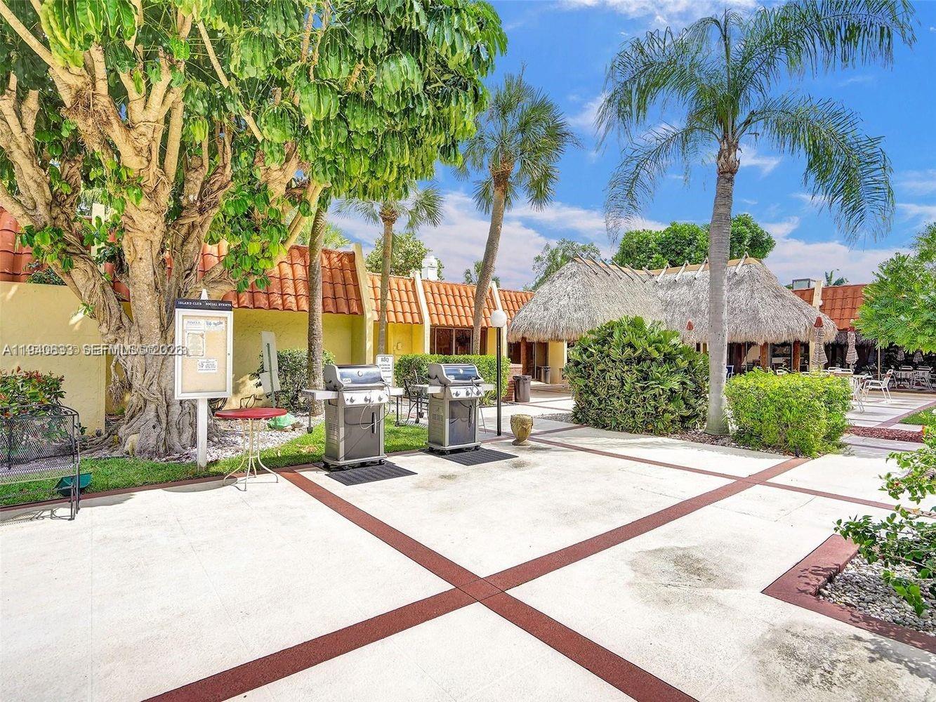 ISLAND CLUB FOUR CONDO - Residential