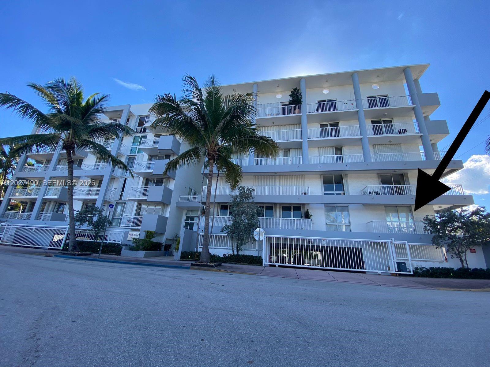 7832 Collins Ave 201