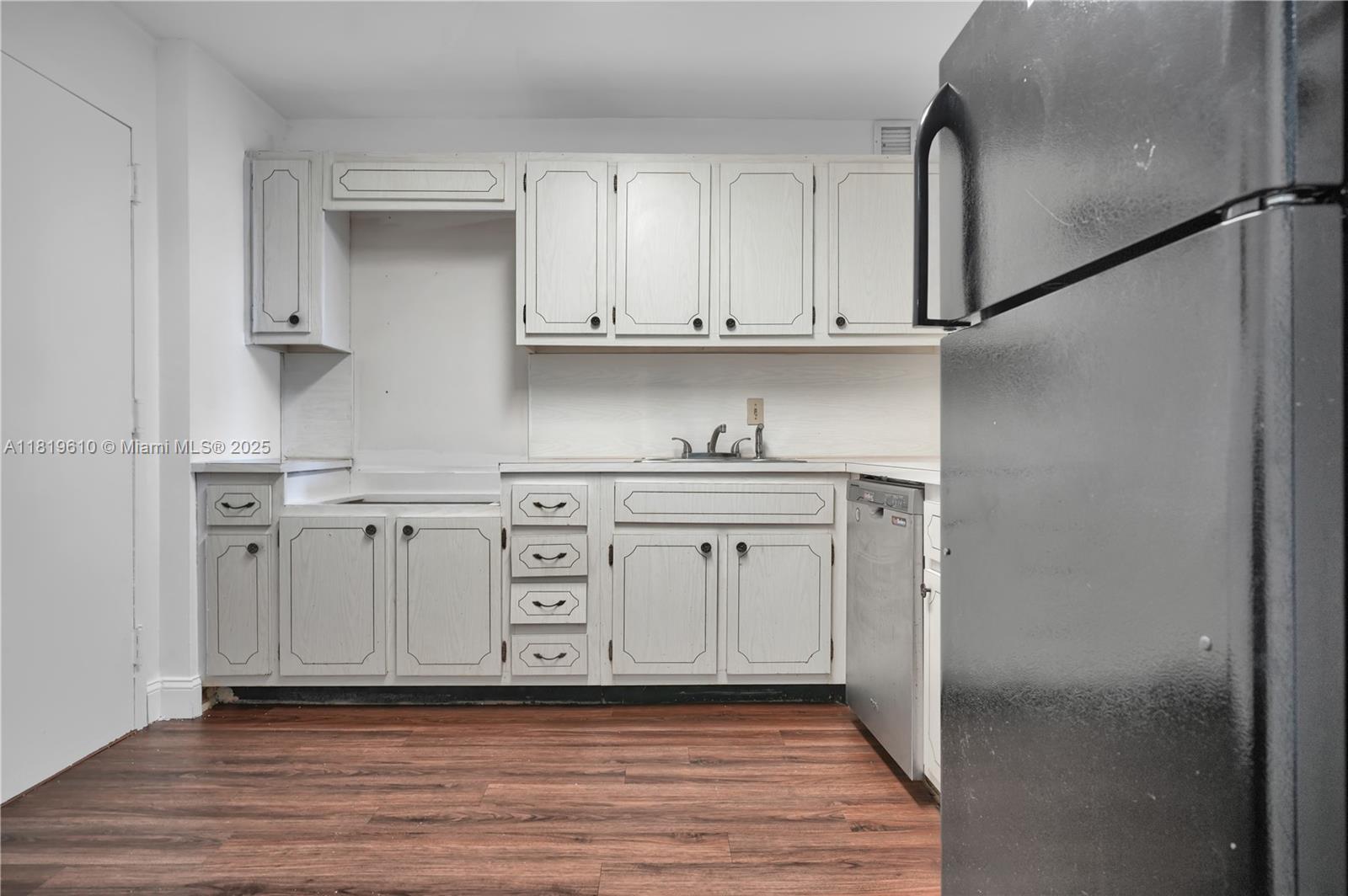 GOLDEN HORN SOUTH CONDO - Residential