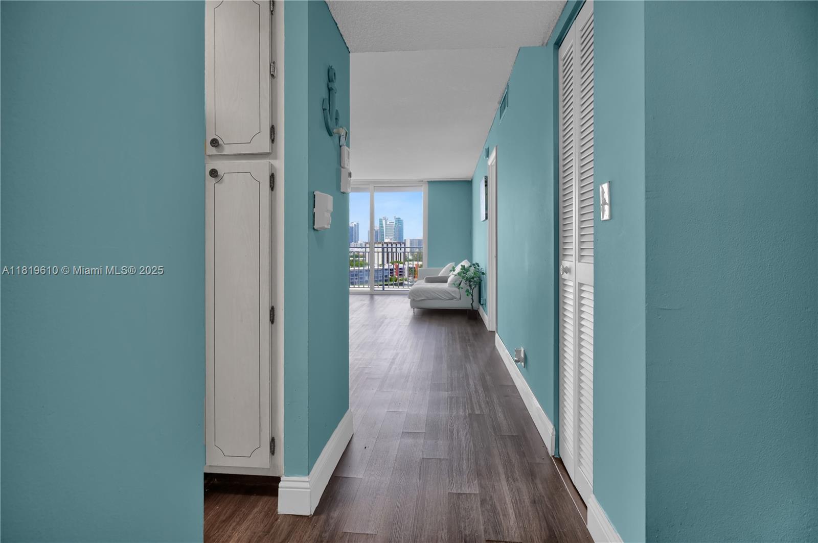 GOLDEN HORN SOUTH CONDO - Residential