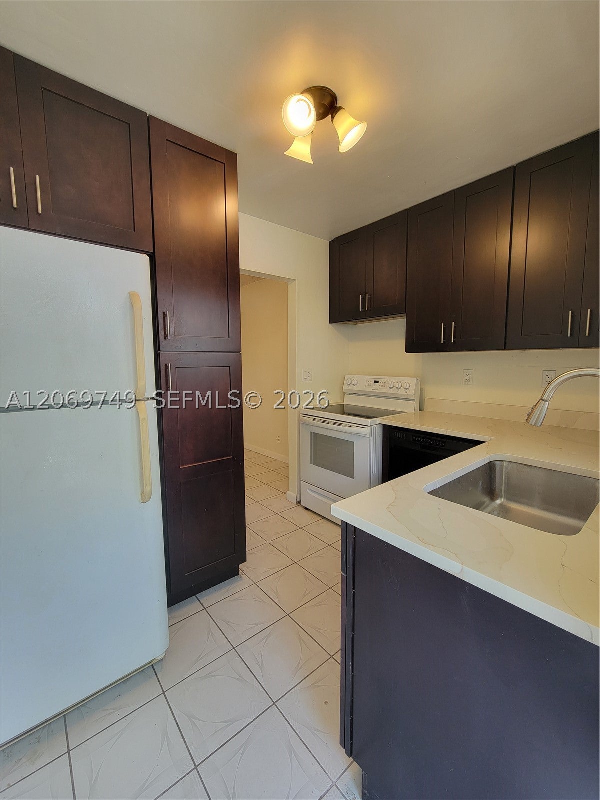 1425 Arthur St 101A
