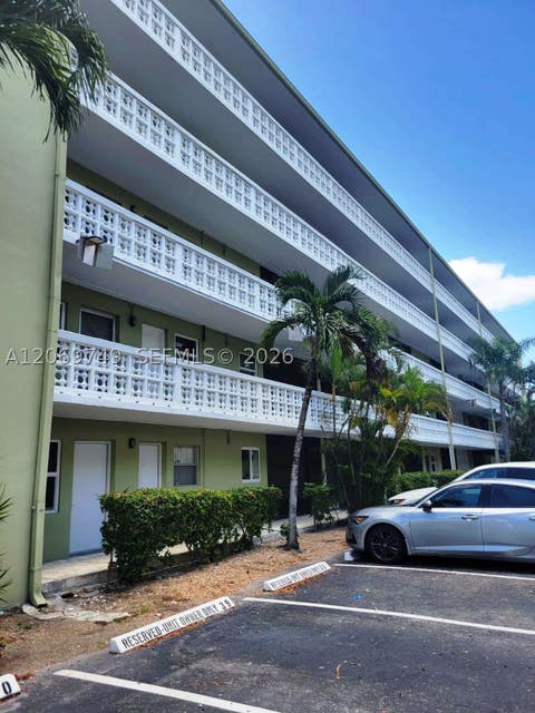 Photo of 1425 Arthur St #101A, Hollywood, FL 33020 (MLS # A12069749)