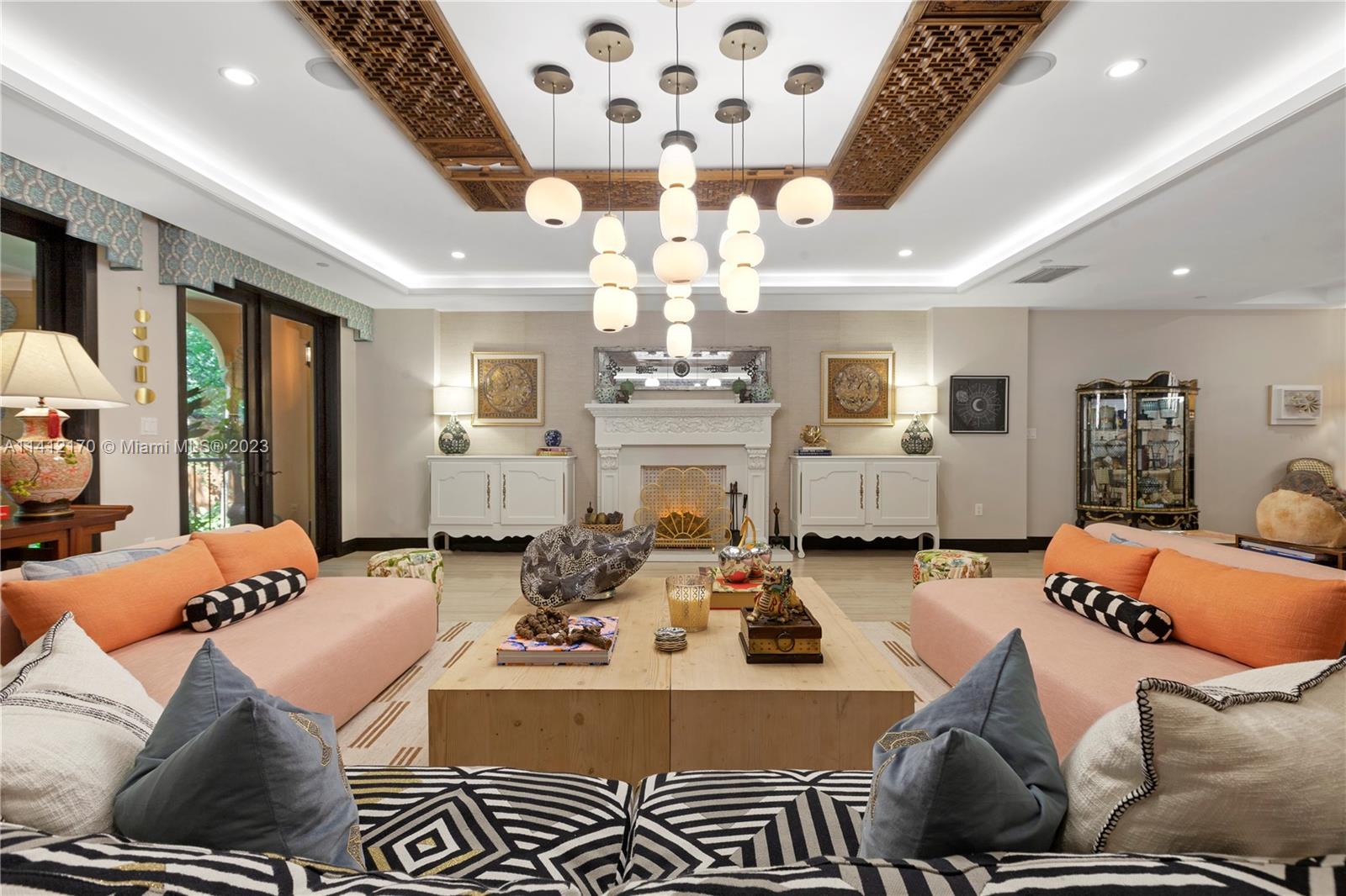 CLOISTERS ON THE BAY COND - Residential