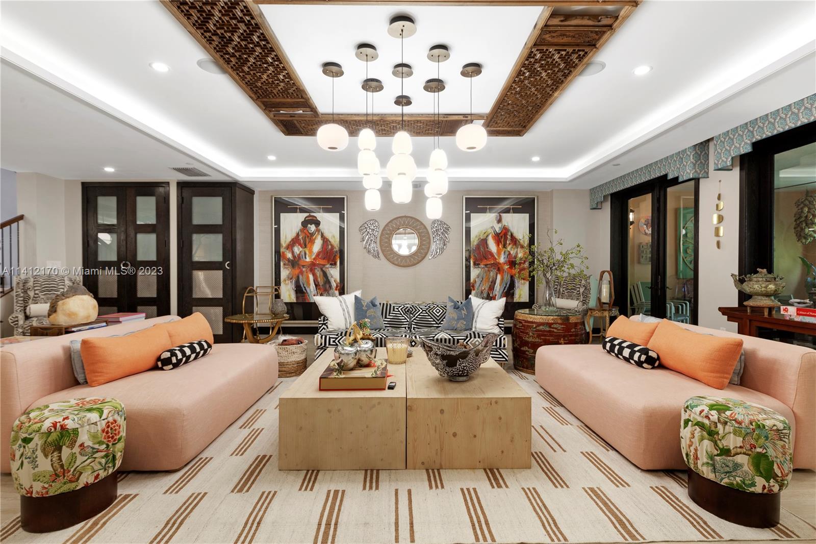 CLOISTERS ON THE BAY COND - Residential