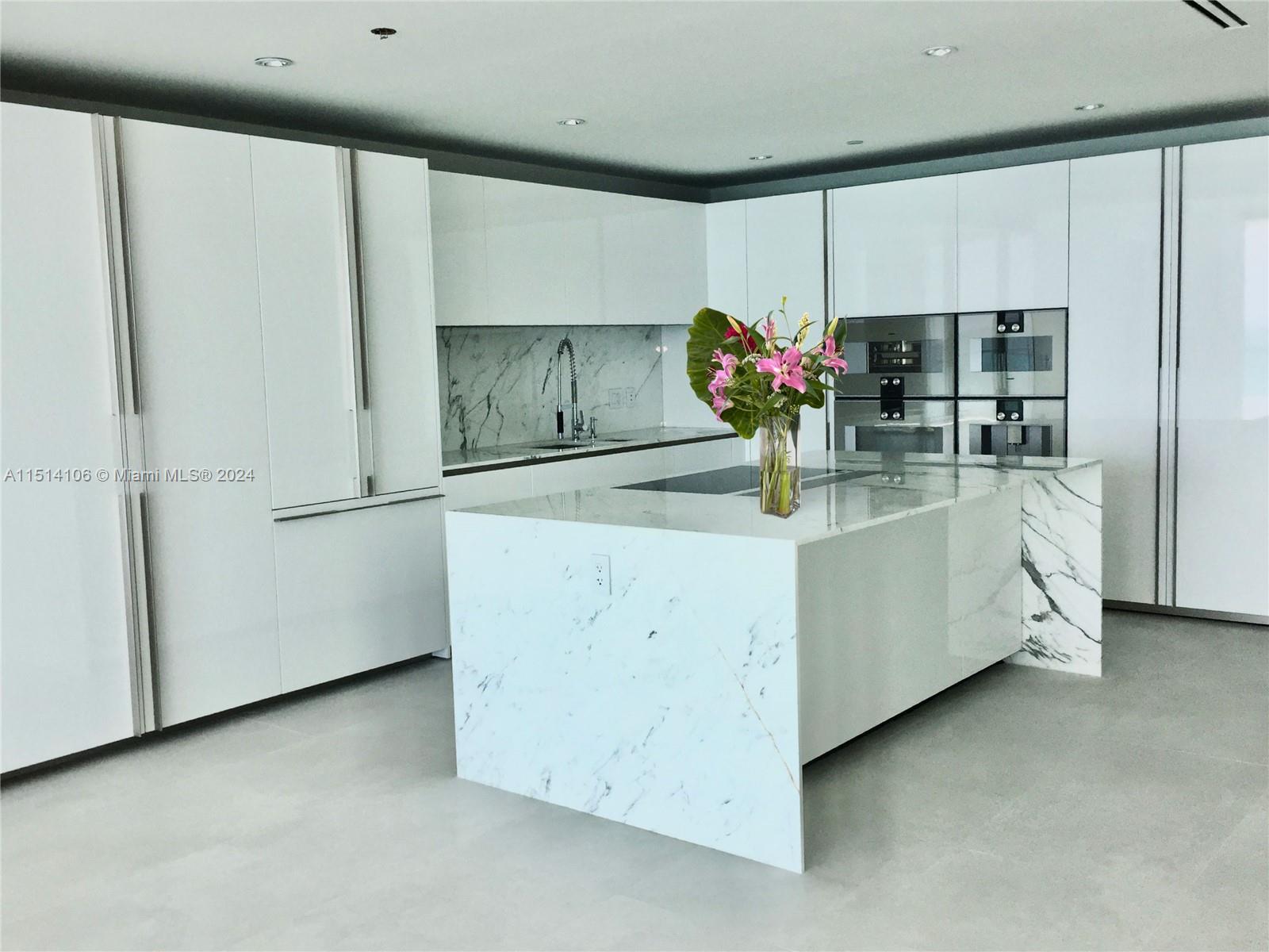 OCEANA BAL HARBOUR CONDO - Residential