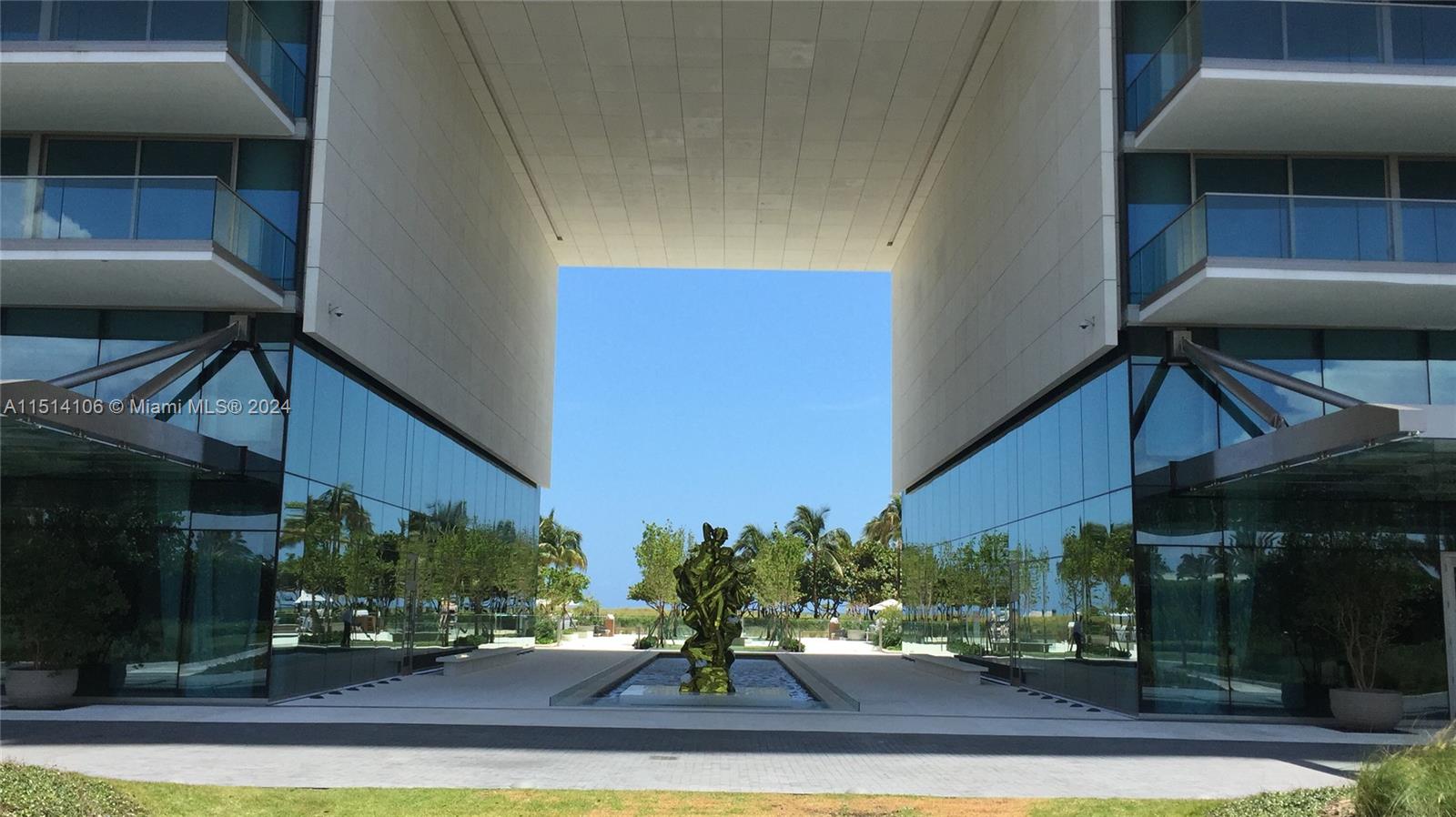 OCEANA BAL HARBOUR CONDO - Residential