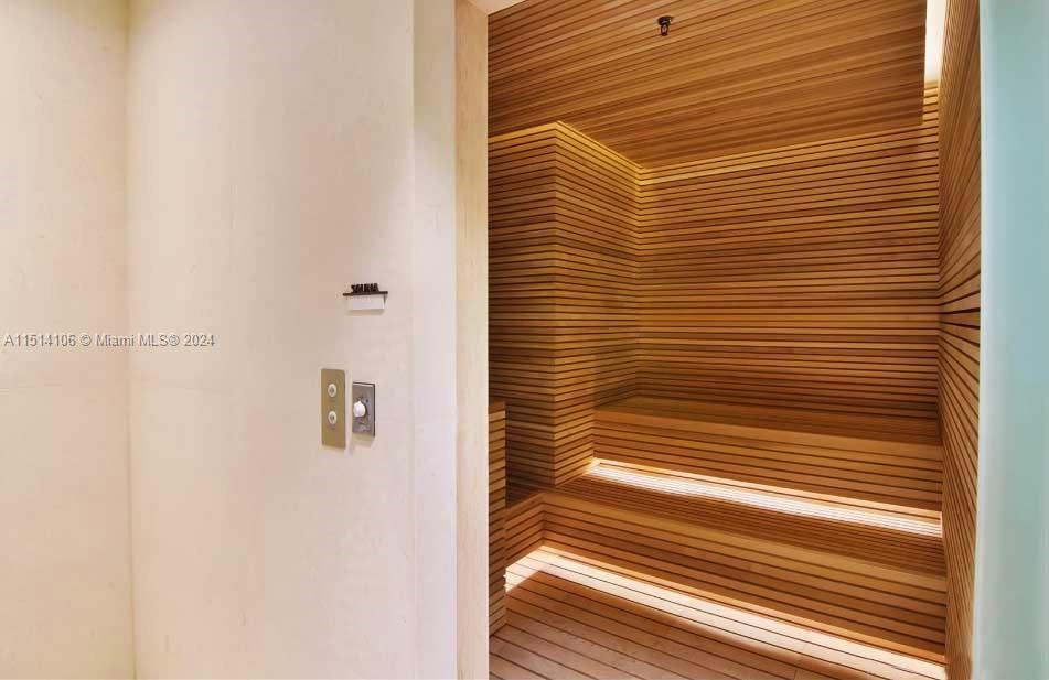 OCEANA BAL HARBOUR CONDO - Residential