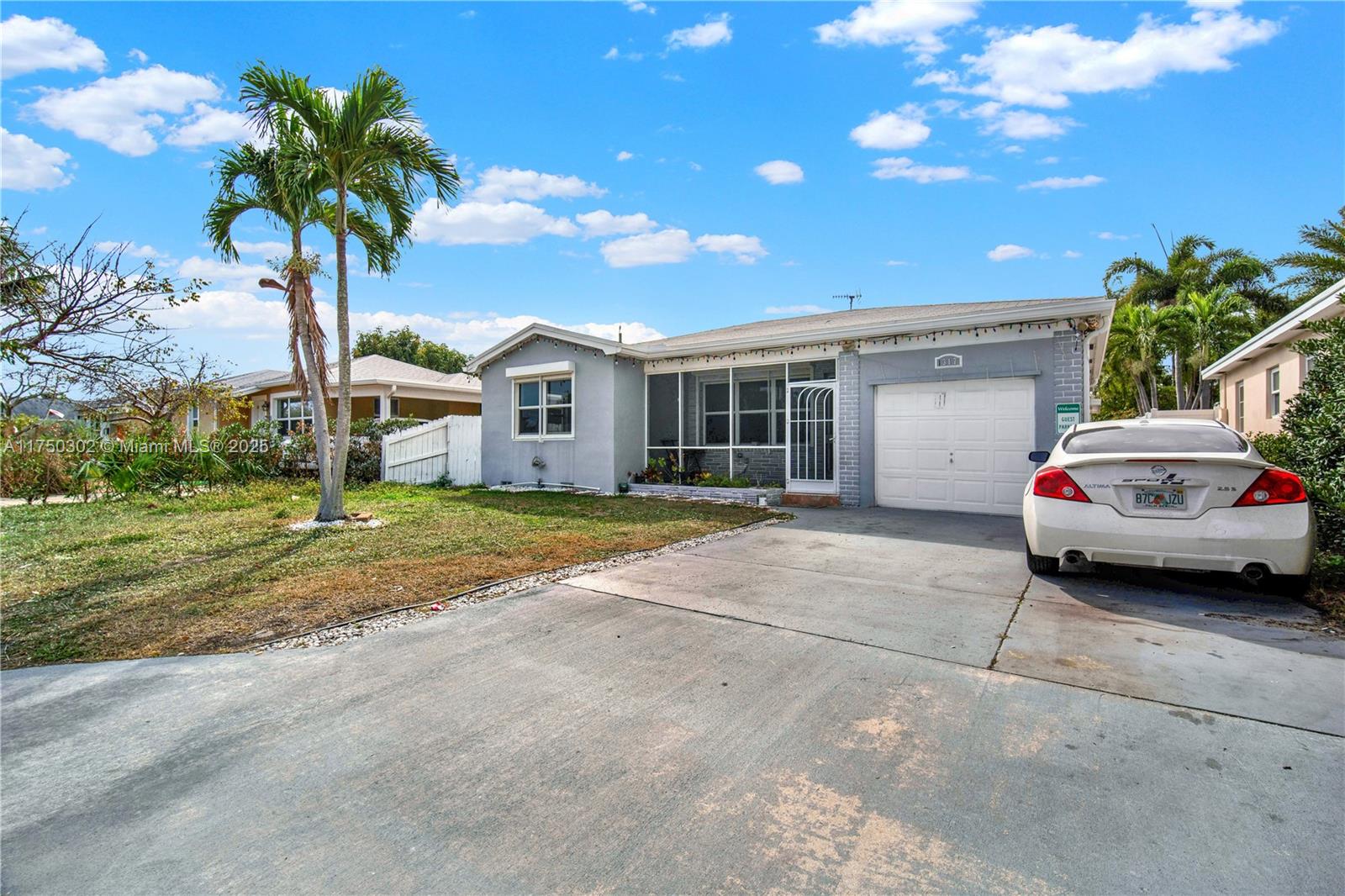 NORTH LAKE WORTH - Residential