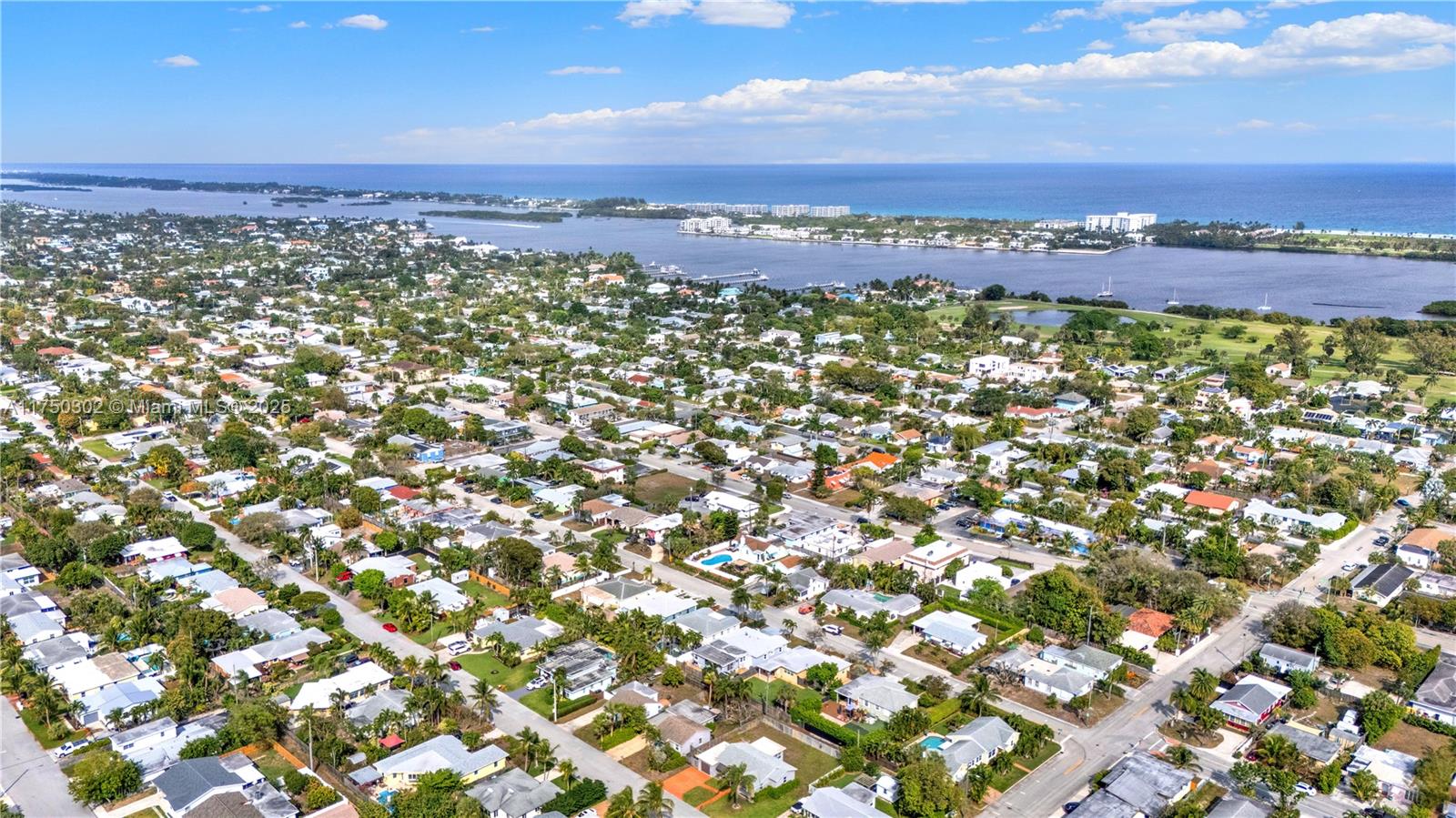 NORTH LAKE WORTH - Residential