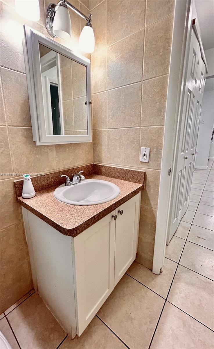 Palms at Dania Beach Condo - Residential