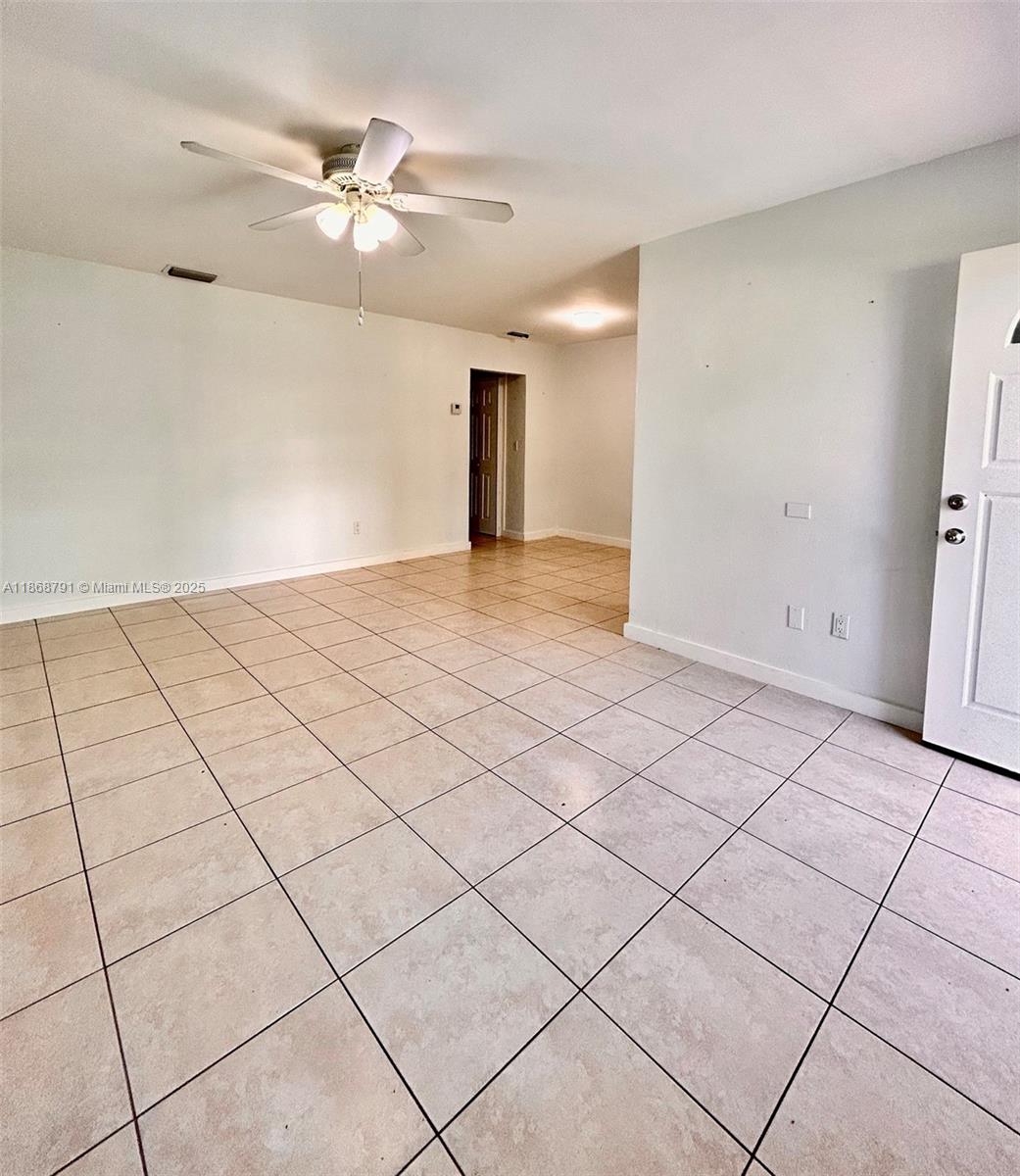 3265 Griffin Rd 205