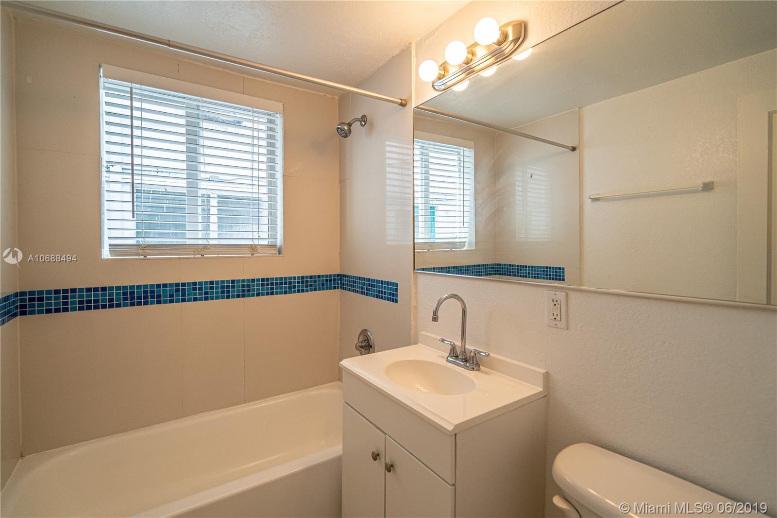 AQUAMARINA CONDO - Residential Lease