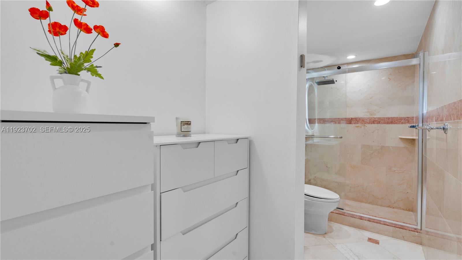 JOCKEY CLUB CONDO - Residential