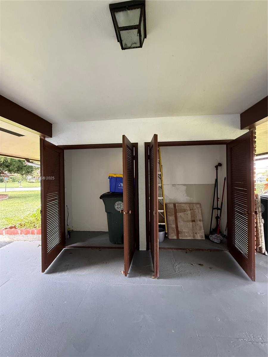 KNOB HILL SUB - Residential Lease