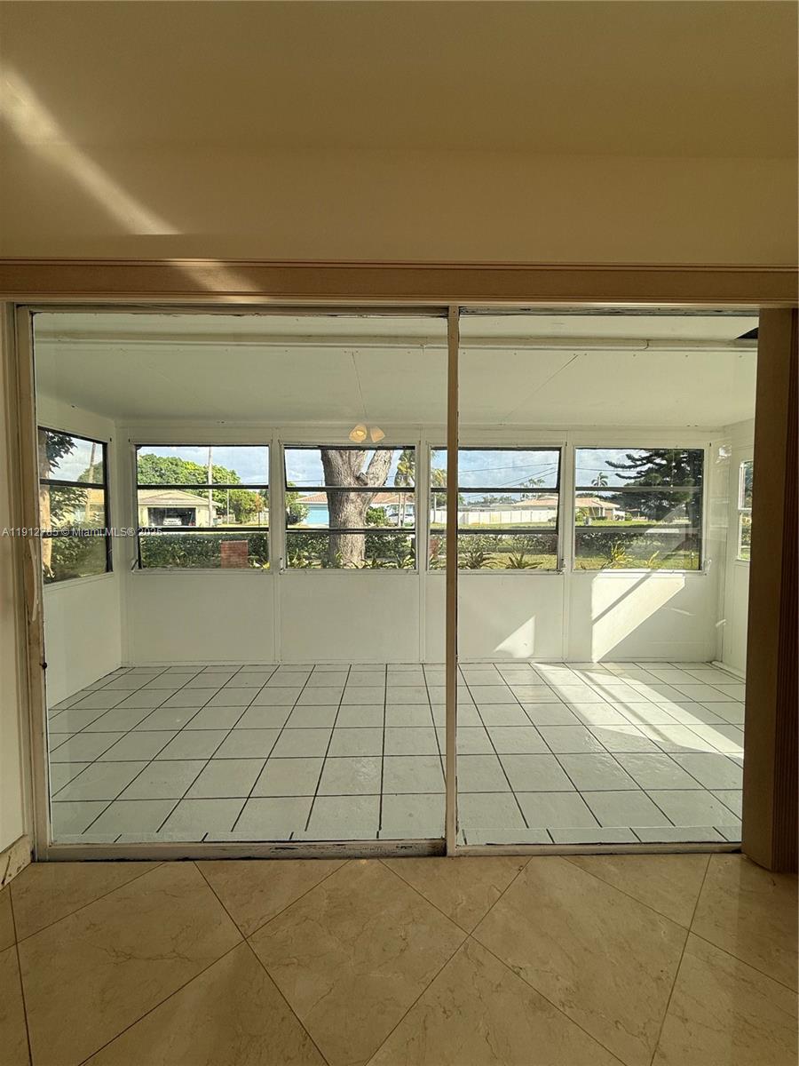 KNOB HILL SUB - Residential Lease