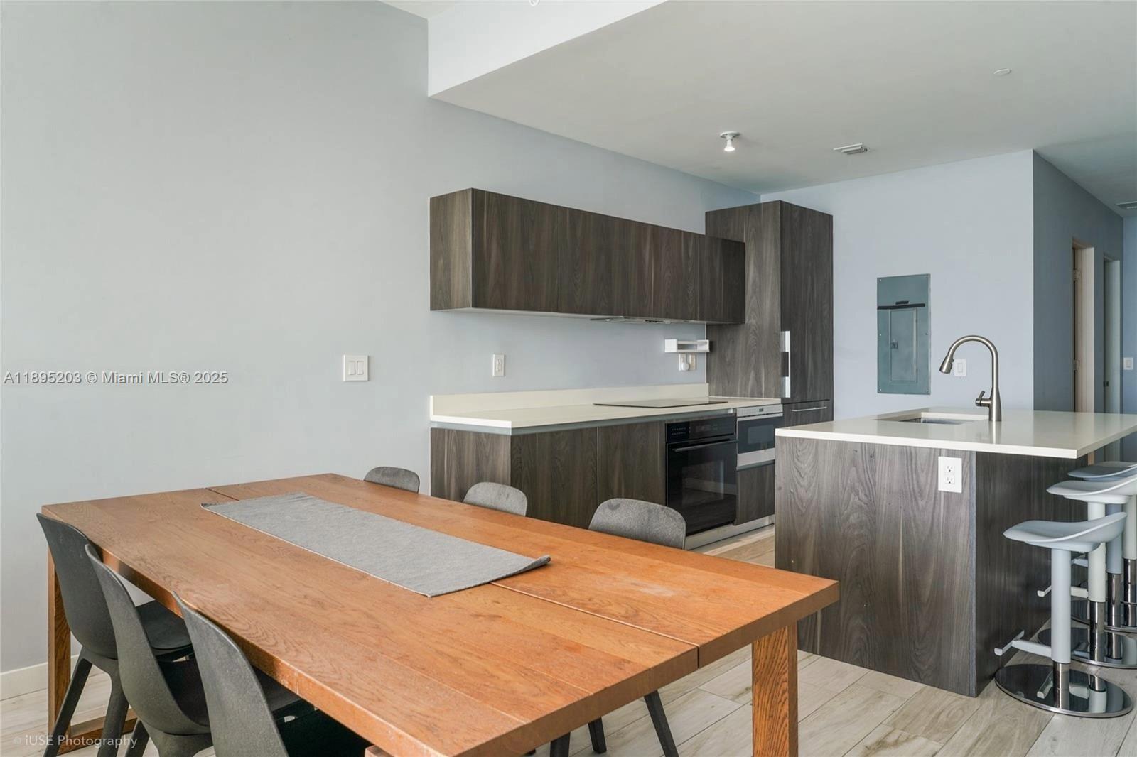 GRAN PARAISO CONDO - Residential