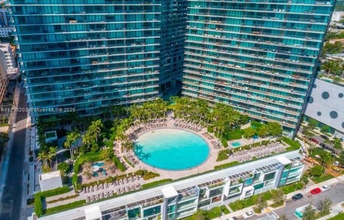 GRAN PARAISO CONDO - Residential