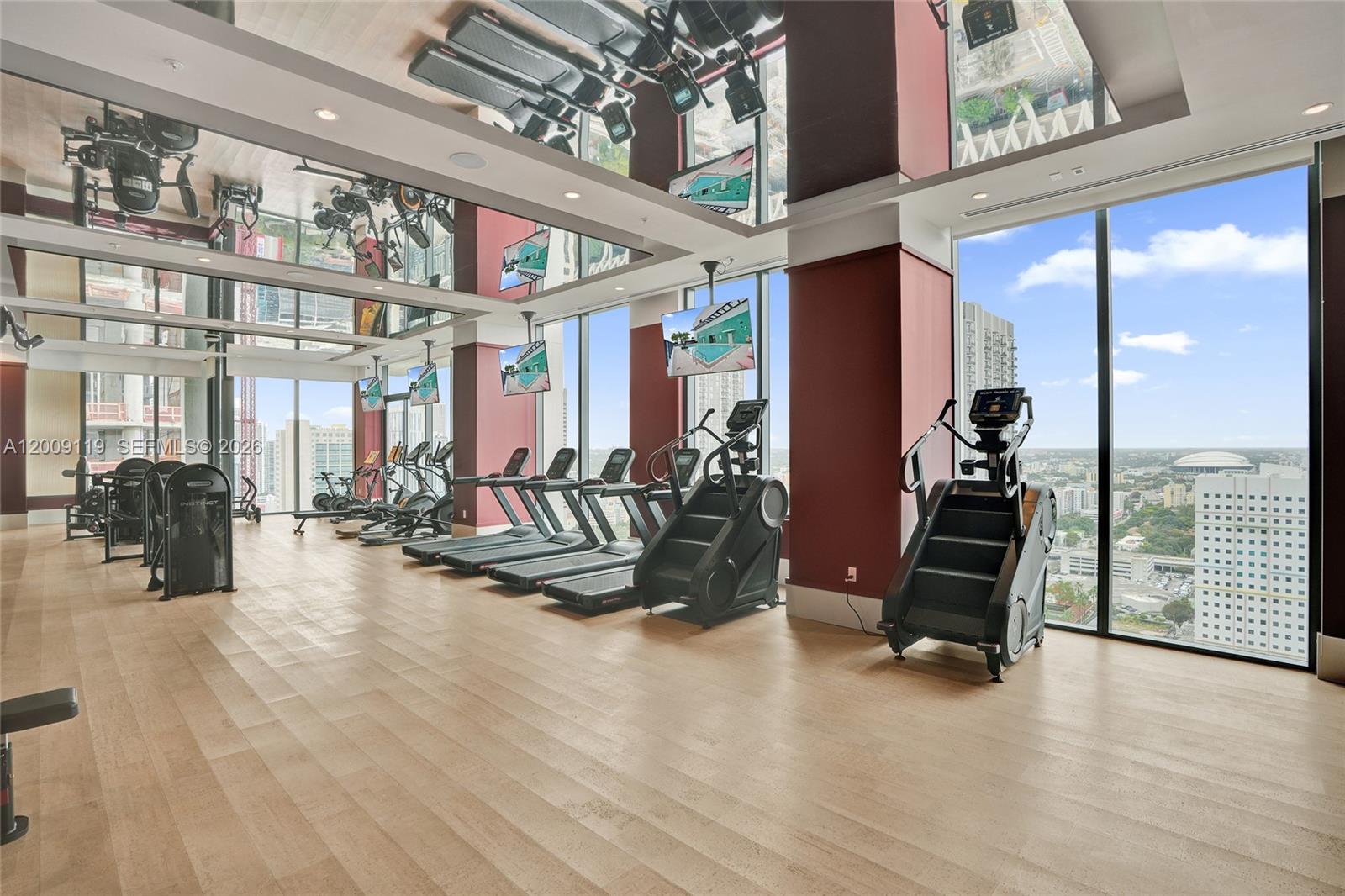 Crosby Miami World Center - Residential