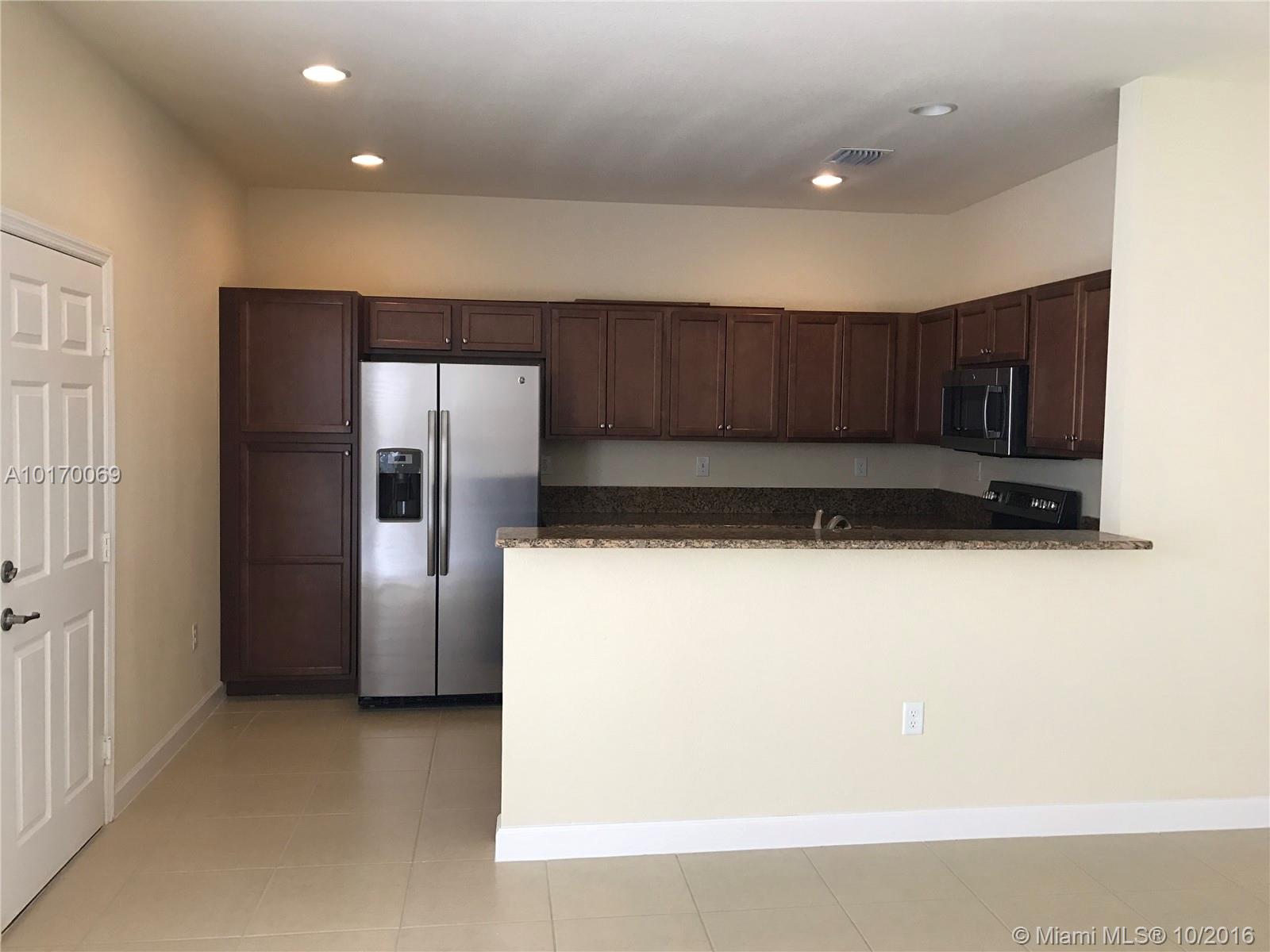Kendall Commons Twnhms - Residential Lease