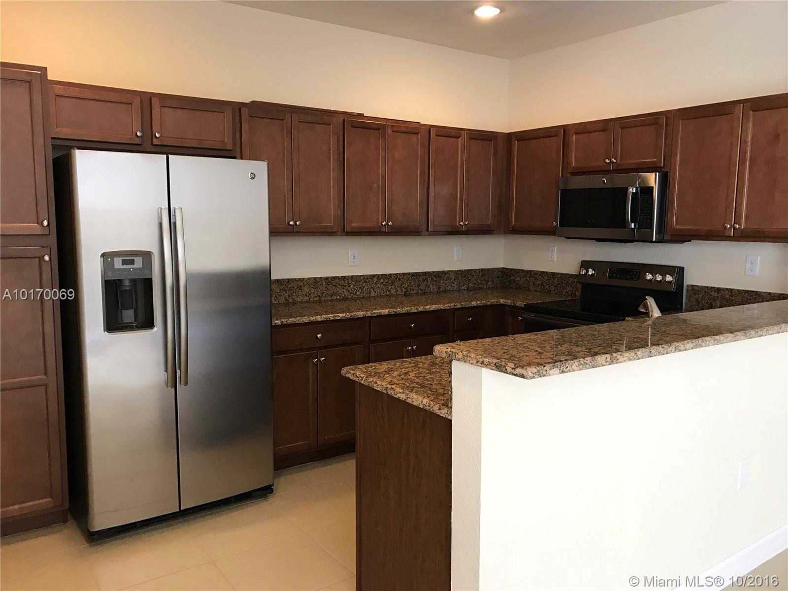 Kendall Commons Twnhms - Residential Lease