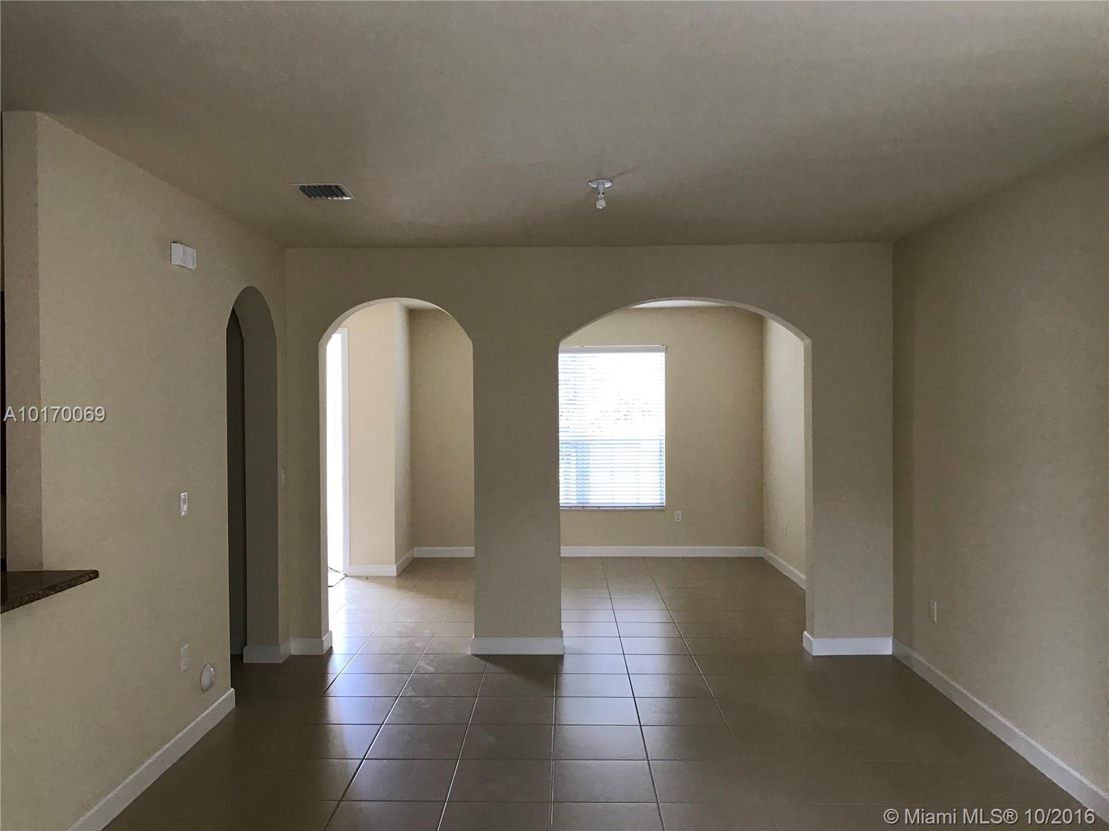 Kendall Commons Twnhms - Residential Lease